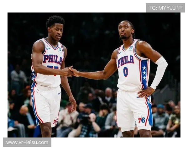 76人马克西单独带队挑战篮网,角色球员支援成比赛关键
